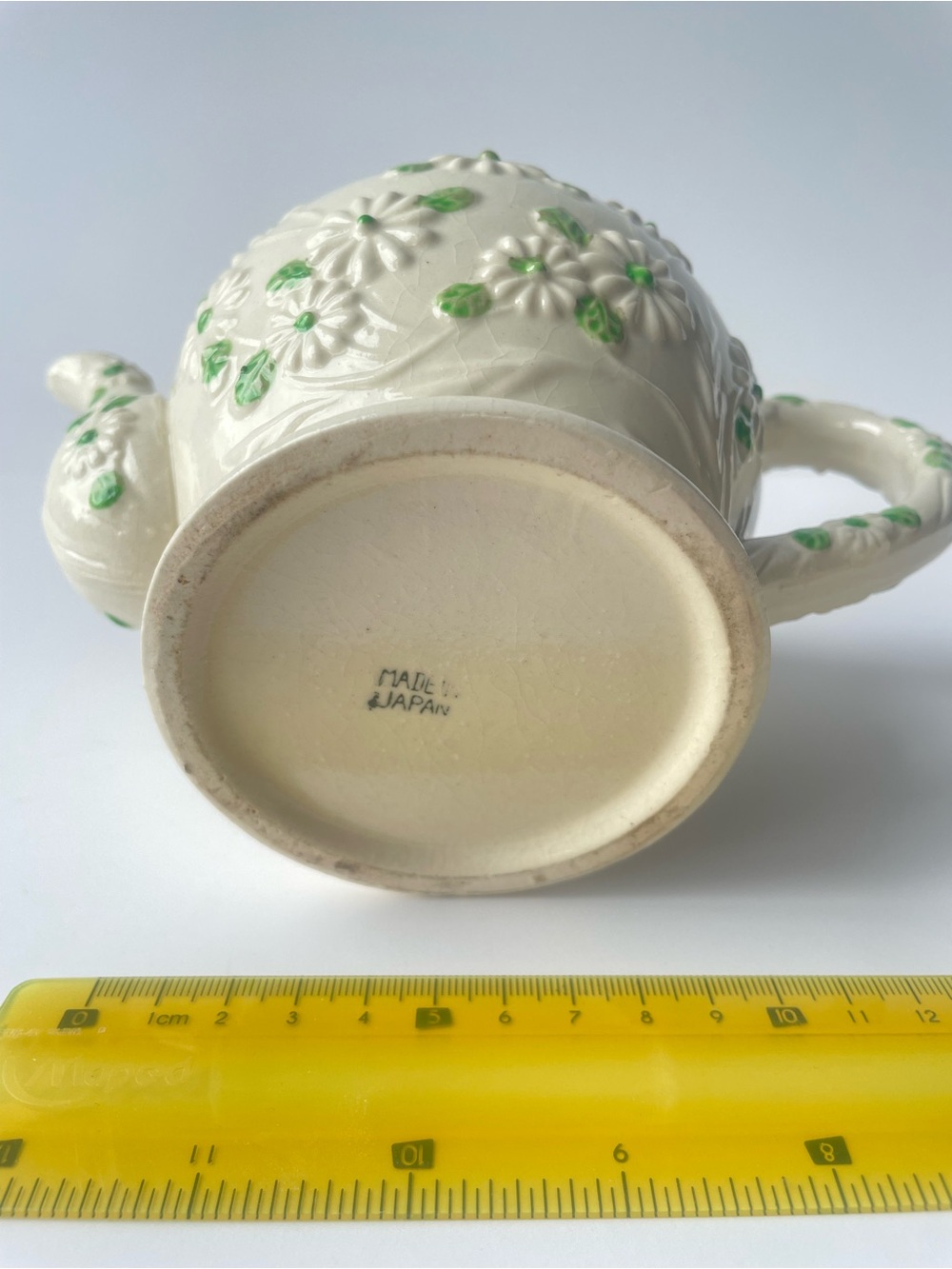 Vintage Japanese Majolica Daisy Ceramic Tea Set - 3pc - Picture 4 of 9